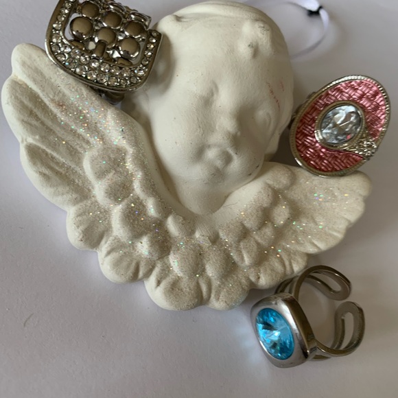 Three Adjustable Rings - Picture 2 of 16